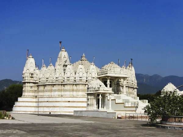 Tempio di Jain, Shri Manpur Tirth, Abu Road, Rajasthan . — Foto Stock