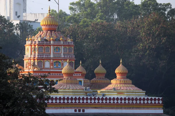 Dominación del templo Omkareshwara, Narayan peth, Pune, Maharashtra, India — Foto de Stock