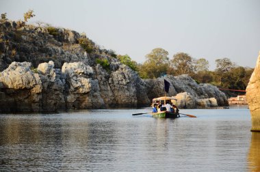Mermer kayalar, Narmada nehri, Bedhaghat, Madhya Pradesh, Hindistan