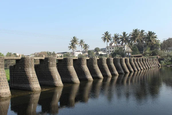 Mrt 2019 Pune Maharashtra India Oude Dam Indrayani Rivier Alandi — Stockfoto