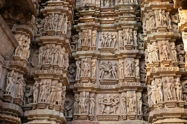 Rzeźby Erotyczne Mur Południowy Mandapa Sanktuarium Świątynia Kandariya Mahadev Grupa — Zdjęcie stockowe