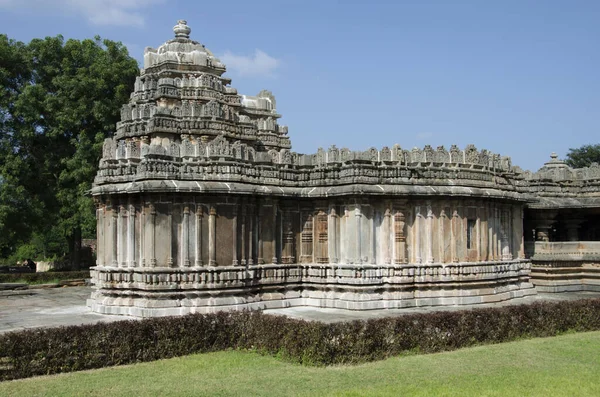 ヴェラ ナラヤナ寺院 Veera Narayana インドのカルナタカ州ベラヴァディ Belavadi のホヤ朝時代に建てられた寺院 — ストック写真