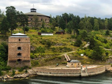 Fredriksborg Kale Kuleleri, Oxdjupet 'teki tahkimat, Stockholm körfezi, 1735' te tamamlandı.