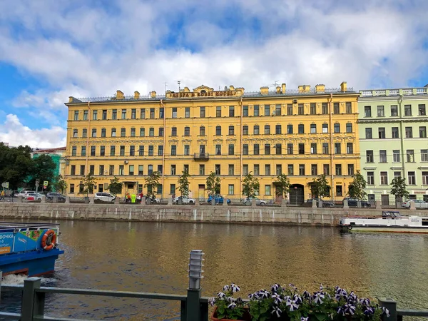 Edifici Lungo Fiume Fontanka San Pietroburgo Russia Vista Dalla Barca — Foto Stock