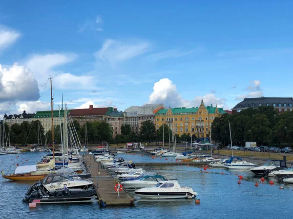 August 2019 Helsinki Finnland Yachthafen Und Skyline Der Stadt — Stockfoto