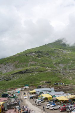 Rohtang Geçidi, Spiti Vadisi, Himachal Pradesh, Hindistan 'da bir lokanta.