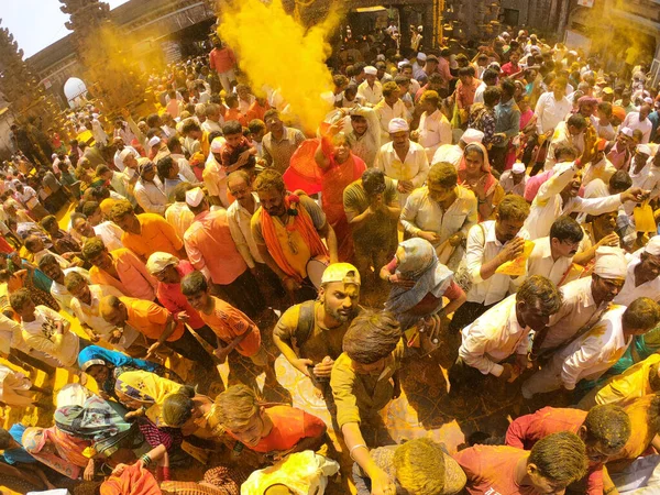 Люди Молятся Богу Хандове Джеджури Пуне Махараштре — стоковое фото
