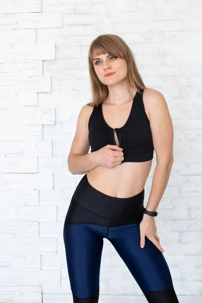 Fitness Vrouw Dragen Zwart Sexy Boven Gelukkig Mooie Vrouw Met — Stockfoto