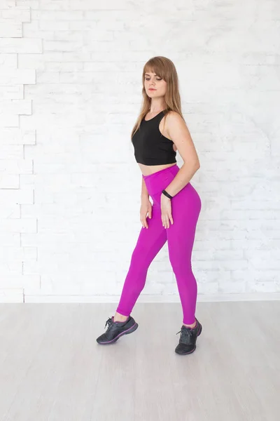 Vrouwelijke Sport Concept Sportieve Vrouw Draagt Roze Legging — Stockfoto
