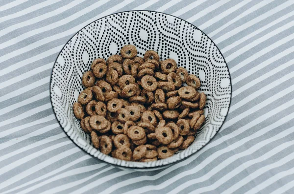 Bowl of cereals on the table, Breakfast Cornflakes, healthy food — Stock Photo, Image