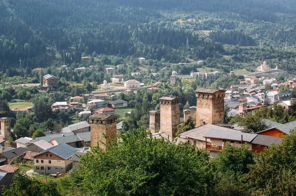 Svan věže v Mestia, Svaneti regionu, Georgia — Stock fotografie