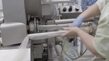 Sosis üretim fabrikası'nda