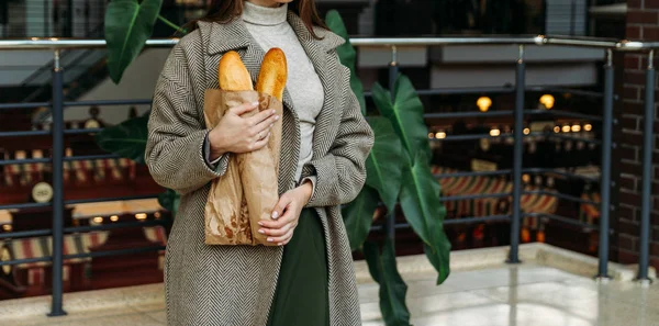 Girl Coat Standing Store Baguette Bag Breakfast Shopping Going Grocery — стоковое фото