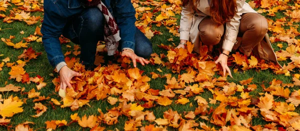 Twee Mensen Een Paar Een Man Een Vrouw Verzamelen Met — Stockfoto