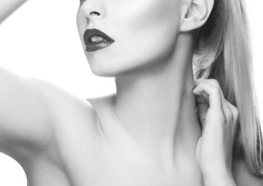 Modern makyaj ile kadın portresi kısmi görünümü