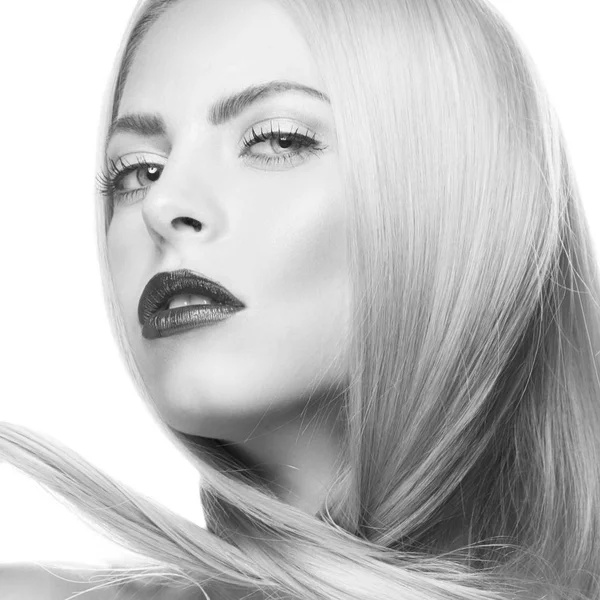 Portrait Femme Avec Maquillage Moderne Sur Fond Blanc — Photo