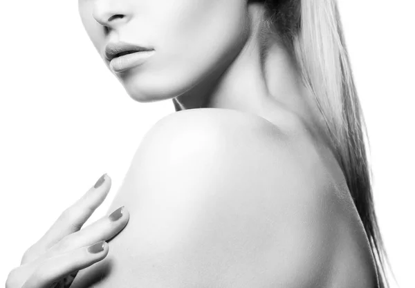 Retrato Recortado Mujer Con Maquillaje Natural Esmalte Uñas —  Fotos de Stock
