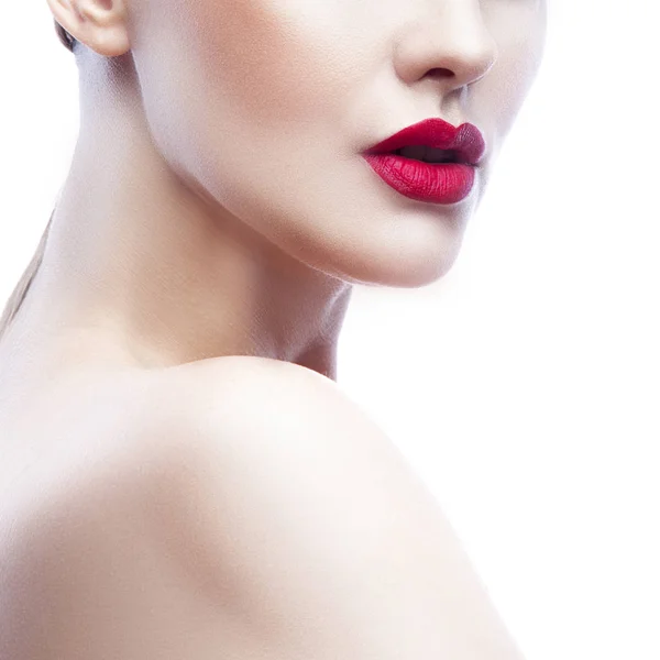 Retrato Recortado Mujer Joven Con Maquillaje Natural Labios Rojos Sobre —  Fotos de Stock