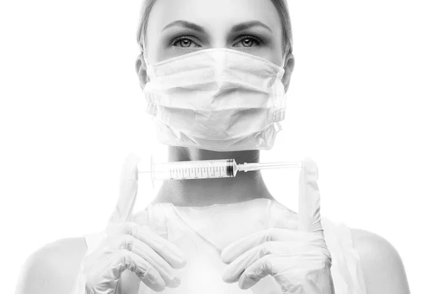 Portrait Young Woman Natural Makeup Surgical Mask Holding Syringe — Stock Photo, Image