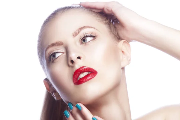 Retrato Mujer Con Labios Rojos Esmalte Uñas Azul — Foto de Stock