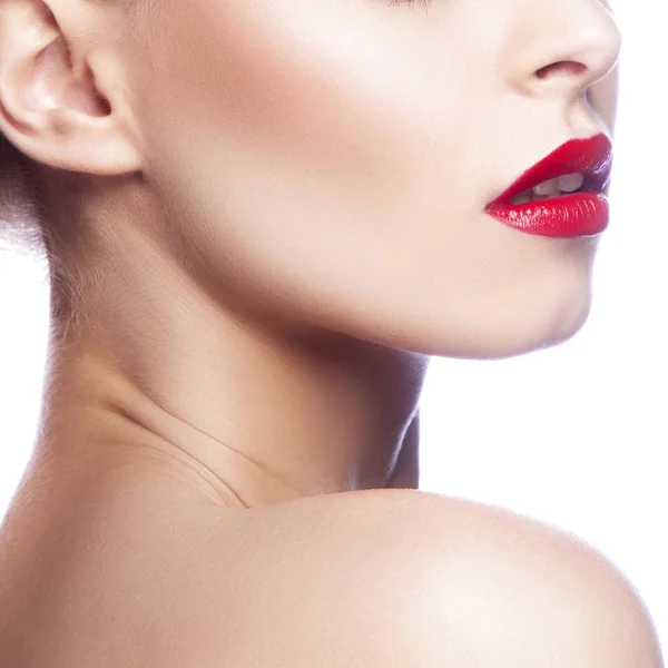 Μερική Άποψη Του Πορτραίτο Γυναίκας Μοντέρνα Κόκκινα Χείλη Μακιγιάζ — Φωτογραφία Αρχείου