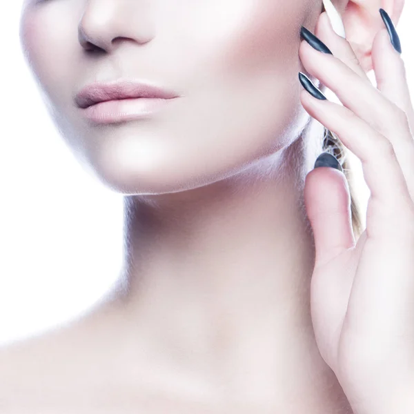 Cropped Portrait Young Woman Nude Makeup Stylish Nail Polish White — Stock Photo, Image