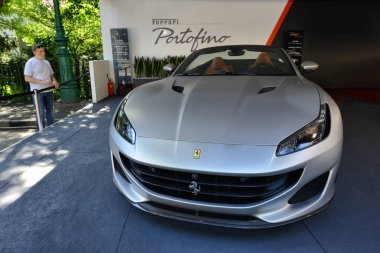 Ferrari Portofino supercar ekranda Torino İtalya 6 Haziran 2018