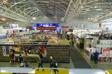 Torino İtalya sezonunun ana kültürel etkinliği Oval Pavyon'da uluslararası kitap fuarı10 Mayıs 2019
