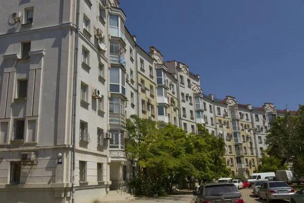 Kerch Julio Vista Del Edificio Residencial Desde Patio Julio 2018 — Foto de Stock