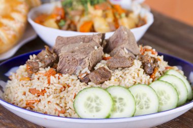 Buhara Pilavı Özbek pilavı çeşitleri biridir