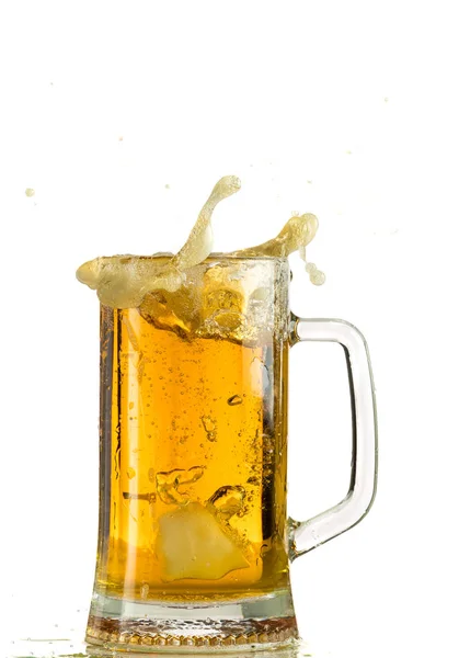 Pouring Light Beer Beer Mug Turns Out Foam Spray — Stock Photo, Image