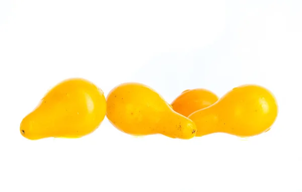 Malá Žlutá Rajčata Několik Kusů Bílém Pozadí — Stock fotografie