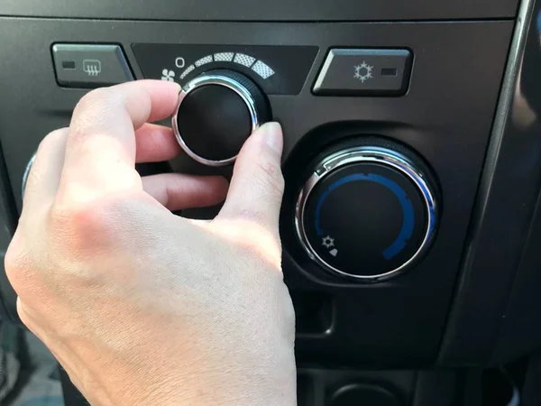 Vänster Hand Öppna Bil Luftkonditionering — Stockfoto