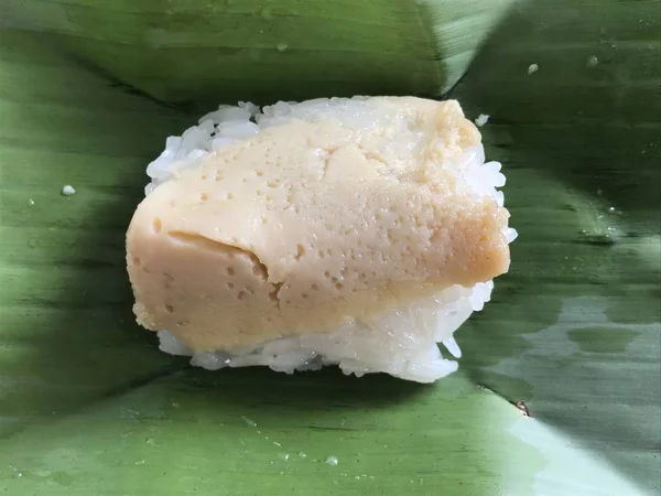Coconut Custard Sticky Rice Banana Leaf Transitional Thai Dessert — Stock Photo, Image