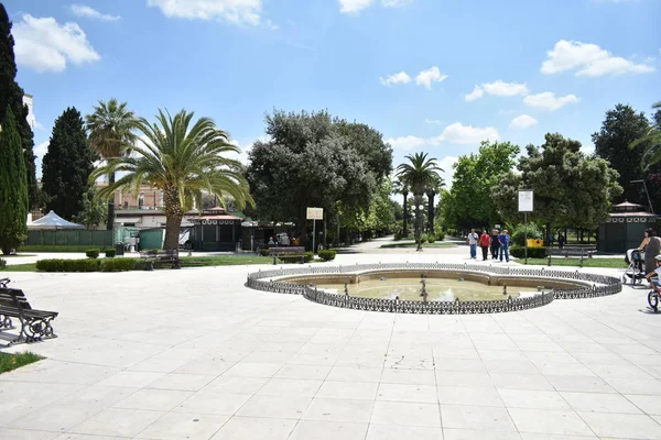 Kamu Parkı'nda sabah