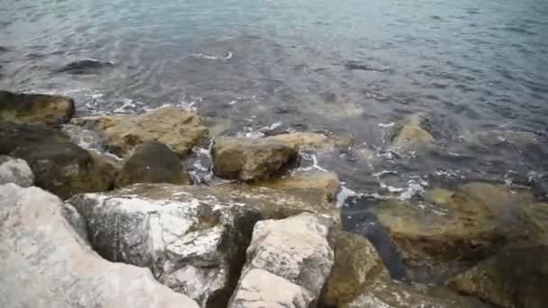Mattinata Seascape Panoráma Felhős Égbolt Reggel — Stock videók