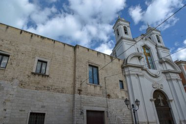 Barletta, Apulia, İtalya'nın eski evlerin