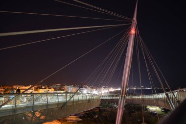 Ponte del Mare by Night in Pescara, Abruzzo, İtalya