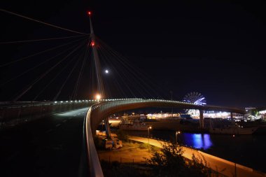 Ponte del Mare by Night in Pescara, Abruzzo, İtalya