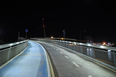 Yaz günü Pescara Gece Ponte del mare