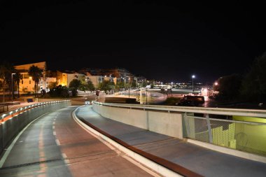 Yaz günü Pescara Gece Ponte del mare