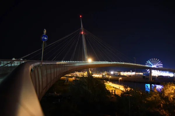 Noční Most Ponte Del Mare Pescaře Létě — Stock fotografie