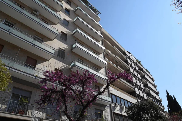 Sabaha kadar Foggia 'daki Mimarlık Binaları