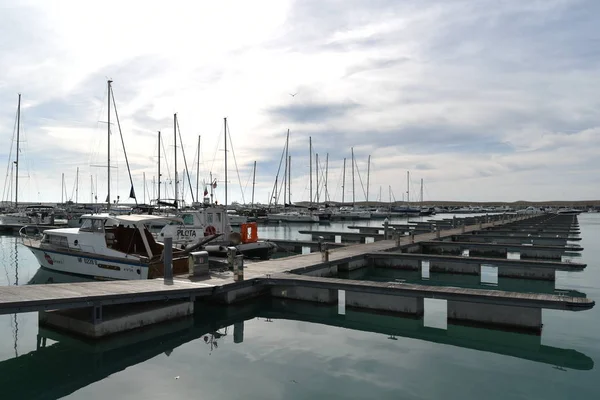 Puerto Por Mañana Con Barcos — Foto de Stock