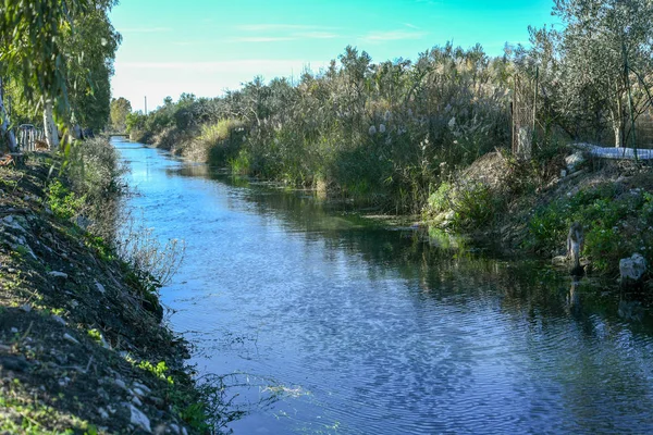 Una Pequeña Parte Del Arroyo Siponto Carretera Por Mañana — Foto de Stock