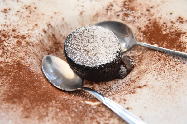 Tabakta güzel ve lezzetli çikolata tatlı tatlı