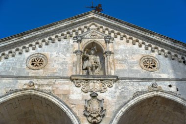 Monte Sant'Angelo San Michele Arcangelo Tapınağı