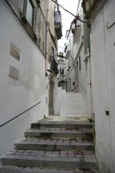 Monte Sant'Angelo tarafından Sabah Apulia, İtalya