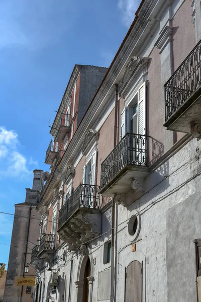 Monte Sant Angelo Κτίρια Και Σπίτια Μέχρι Πρωί — Φωτογραφία Αρχείου