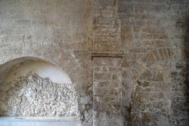 Antik Ortaçağ duvar taşı